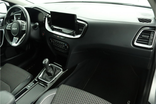 Kia Ceed Sportswagon 1.5 T-GDi DynamicPlusLine - Navigatie - LED Koplampen - Stoel/Stuurverwarming - Climate Control - Cruise Control - Fabrieksgarantie Tot 2031