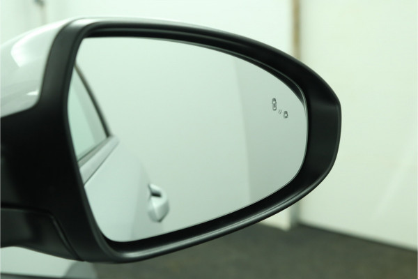 Kia Ceed Sportswagon 1.5 T-GDi DynamicPlusLine - Navigatie - LED Koplampen - Stoel/Stuurverwarming - Climate Control - Cruise Control - Fabrieksgarantie Tot 2031