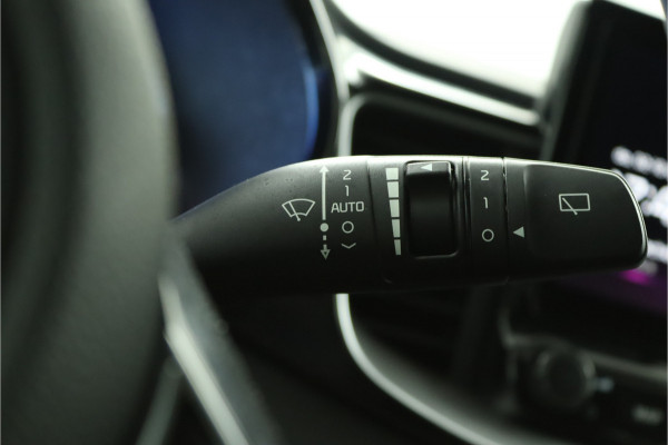 Kia ProCeed 1.5 T-GDi GT-Line - LED Koplampen - Lichtmetalen Velgen 17'' - Navigatie - Climate Control - Fabrieksgarantie Tot 2031 Kia ProCeed 1.5 T-GDi GT-Line - LED Koplampen - Lichtmetalen Velgen 17'' - Navigatie - Climate Control - Fabrieksgarantie Tot 2031