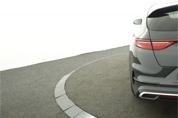 Kia ProCeed 1.5 T-GDi GT-Line - LED Koplampen - Lichtmetalen Velgen 17'' - Navigatie - Climate Control - Fabrieksgarantie Tot 2031 Kia ProCeed 1.5 T-GDi GT-Line - LED Koplampen - Lichtmetalen Velgen 17'' - Navigatie - Climate Control - Fabrieksgarantie Tot 2031