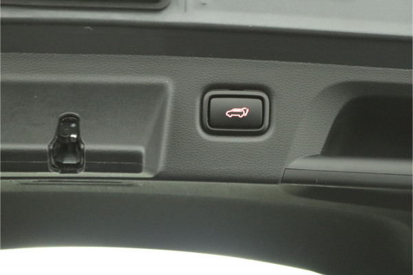 Kia ProCeed 1.5 T-GDi GT-Line - LED Koplampen - Lichtmetalen Velgen 17'' - Navigatie - Climate Control - Fabrieksgarantie Tot 2031 Kia ProCeed 1.5 T-GDi GT-Line - LED Koplampen - Lichtmetalen Velgen 17'' - Navigatie - Climate Control - Fabrieksgarantie Tot 2031