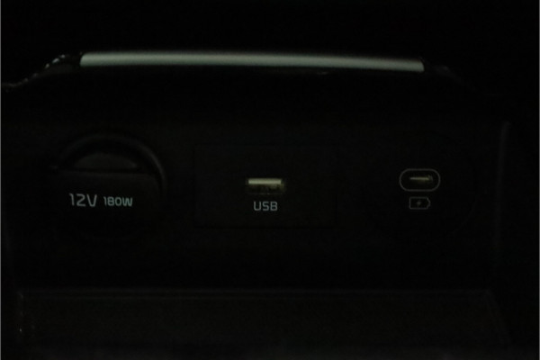 Kia ProCeed 1.5 T-GDi GT-Line - LED Koplampen - Lichtmetalen Velgen 17'' - Navigatie - Climate Control - Fabrieksgarantie Tot 2031 Kia ProCeed 1.5 T-GDi GT-Line - LED Koplampen - Lichtmetalen Velgen 17'' - Navigatie - Climate Control - Fabrieksgarantie Tot 2031