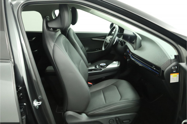 Kia Ev6 Edition Advanced 77.4 kWh Automaat - Matrix LED Koplampen - Kunst Lederen Bekleding - Adaptief Cruise Control - Climate Control - Fabrieksgarantie Tot 2031