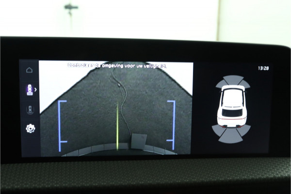 Kia Ev6 Edition Advanced 77.4 kWh Automaat - Matrix LED Koplampen - Kunst Lederen Bekleding - Adaptief Cruise Control - Climate Control - Fabrieksgarantie Tot 2031