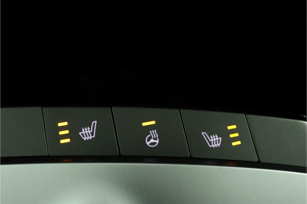 Kia Ev6 Edition Advanced 77.4 kWh Automaat - Matrix LED Koplampen - Kunst Lederen Bekleding - Adaptief Cruise Control - Climate Control - Fabrieksgarantie Tot 2031