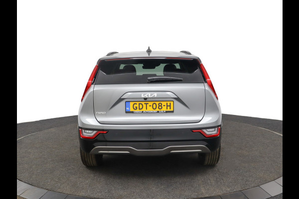 Kia Niro EV DynamicPlusLine 64.8 kWh Automaat - LED Koplampen - Schuif-/Kanteldak - Stoel/Stuurverwarming - Kunst Lederen Bekleding - Navigatie - Fabrieksgarantie Tot 2031