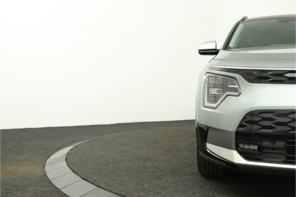 Kia Niro EV DynamicPlusLine 64.8 kWh Automaat - LED Koplampen - Schuif-/Kanteldak - Stoel/Stuurverwarming - Kunst Lederen Bekleding - Navigatie - Fabrieksgarantie Tot 2031