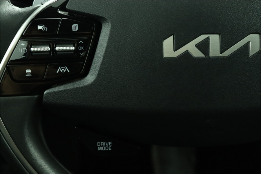 Kia Niro EV DynamicPlusLine 64.8 kWh Automaat - LED Koplampen - Schuif-/Kanteldak - Stoel/Stuurverwarming - Kunst Lederen Bekleding - Navigatie - Fabrieksgarantie Tot 2031