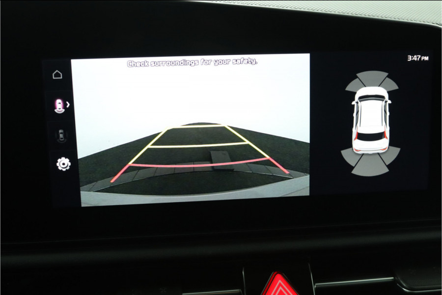 Kia Niro EV DynamicPlusLine 64.8 kWh Automaat - LED Koplampen - Schuif-/Kanteldak - Stoel/Stuurverwarming - Kunst Lederen Bekleding - Navigatie - Fabrieksgarantie Tot 2031