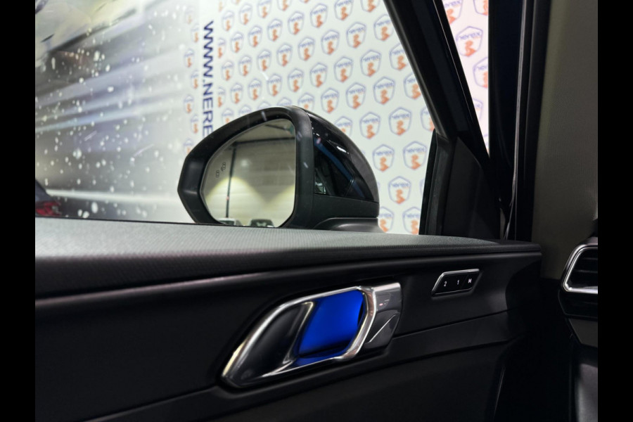 Lynk & Co 01 1.5 HEV PANO/CAMERA/AUTO-PILOT/MEMORY/APPLE-CARPLAY/TREKHAAK Lynk & Co 01 1.5 HEV PANO/CAMERA/AUTO-PILOT/MEMORY/APPLE-CARPLAY/TREKHAAK