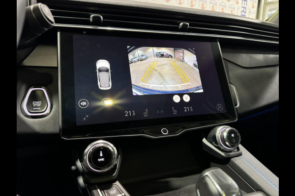 Lynk & Co 01 1.5 HEV PANO/CAMERA/AUTO-PILOT/MEMORY/APPLE-CARPLAY/TREKHAAK Lynk & Co 01 1.5 HEV PANO/CAMERA/AUTO-PILOT/MEMORY/APPLE-CARPLAY/TREKHAAK