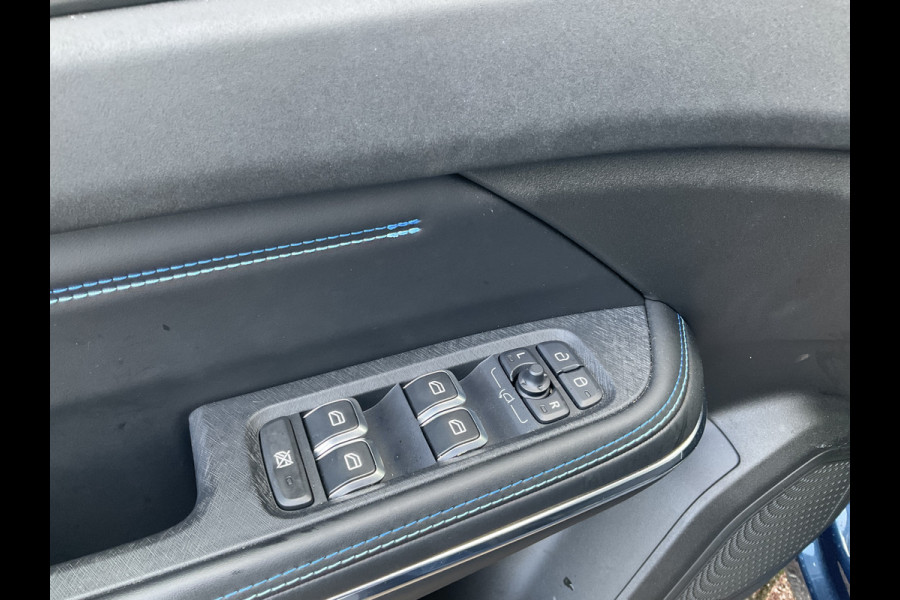 Lynk & Co 01 1.5 Plug-in Navi Cam Hoge Adapt.Cruise PHEV zit Vol opties! Lynk & Co 01 1.5 Plug-in Navi Cam Hoge Adapt.Cruise PHEV zit Vol opties!