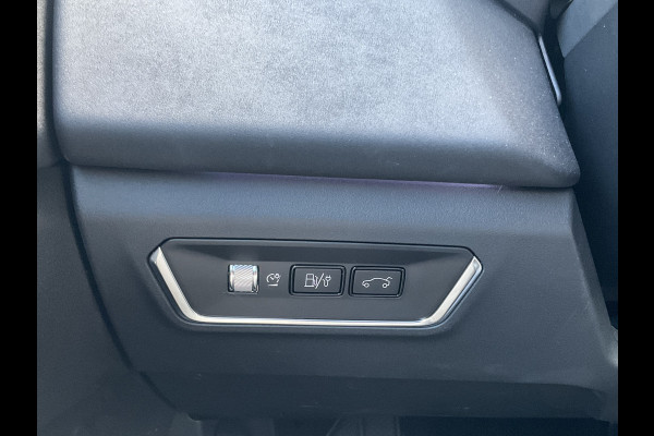 Lynk & Co 01 1.5 Plug-in Navi Cam Hoge Adapt.Cruise PHEV zit Vol opties! Lynk & Co 01 1.5 Plug-in Navi Cam Hoge Adapt.Cruise PHEV zit Vol opties!