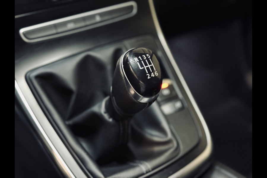 Renault Grand Scénic 1.3 TCe Limited 7p. | Trekhaak | NAP | CarPlay Renault Grand Scénic 1.3 TCe Limited 7p. | Trekhaak | NAP | CarPlay