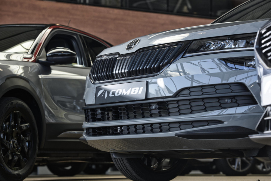 Škoda Karoq 1.5 TSI ACT Style > 150pk Camera/Adapt.cruise/Elektr.klep/keyless Škoda Karoq 1.5 TSI ACT Style > 150pk Camera/Adapt.cruise/Elektr.klep/keyless