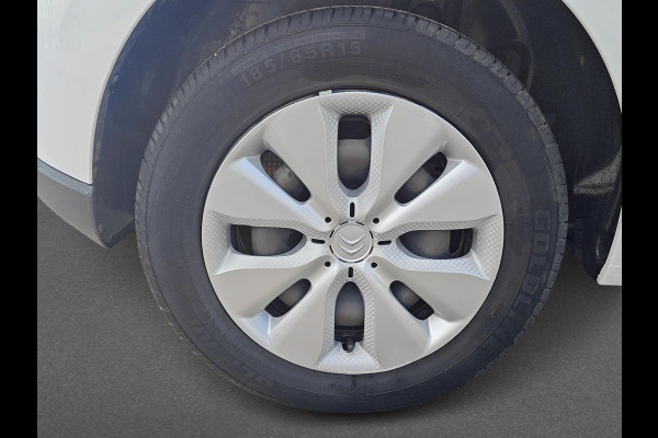 Citroën C3 1.2 PureTech Feel 105g | Achteruitrijcamera | Navigatie Citroën C3 1.2 PureTech Feel 105g | Achteruitrijcamera | Navigatie