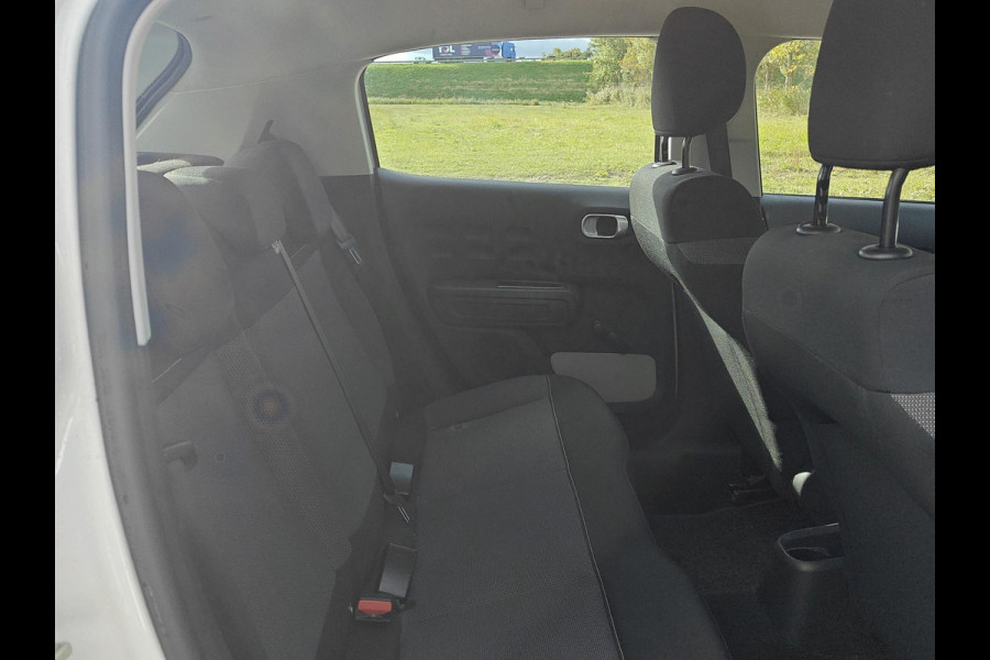 Citroën C3 1.2 PureTech Feel 105g | Achteruitrijcamera | Navigatie Citroën C3 1.2 PureTech Feel 105g | Achteruitrijcamera | Navigatie