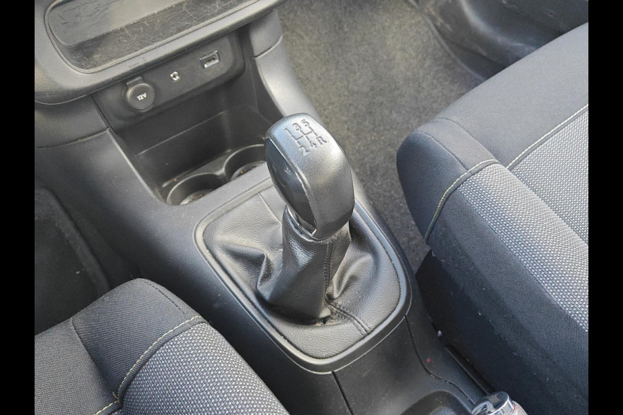 Citroën C3 1.2 PureTech Feel 105g | Achteruitrijcamera | Navigatie Citroën C3 1.2 PureTech Feel 105g | Achteruitrijcamera | Navigatie