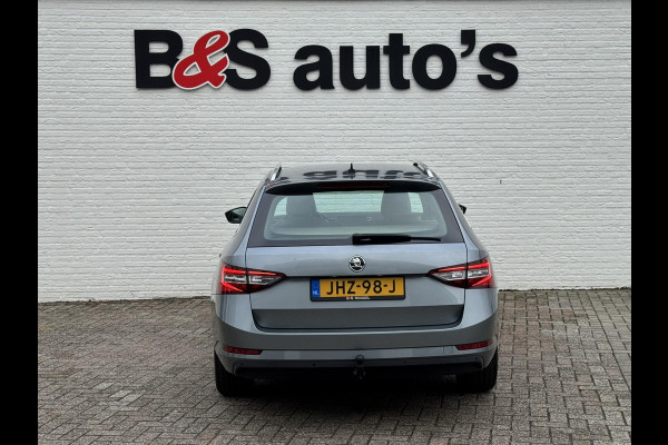 Škoda Superb Combi 1.8 TSI Style Business Automaat Adaptive cruise Climate control Leer/Alcantara Stoelverwarming Apple / Android Škoda Superb Combi 1.8 TSI Style Business Automaat Adaptive cruise Climate control Leer/Alcantara Stoelverwarming Apple / Android