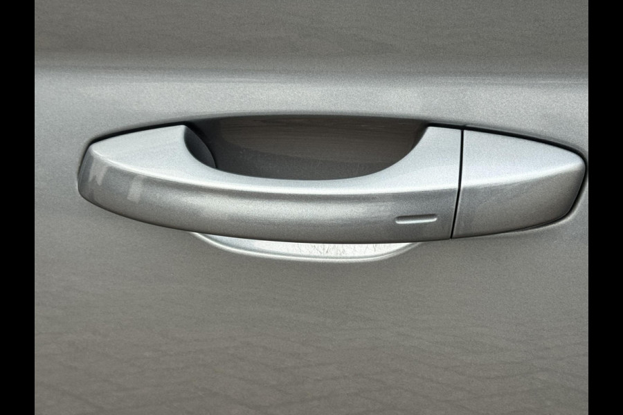 Škoda Superb Combi 1.8 TSI Style Business Automaat Adaptive cruise Climate control Leer/Alcantara Stoelverwarming Apple / Android Škoda Superb Combi 1.8 TSI Style Business Automaat Adaptive cruise Climate control Leer/Alcantara Stoelverwarming Apple / Android