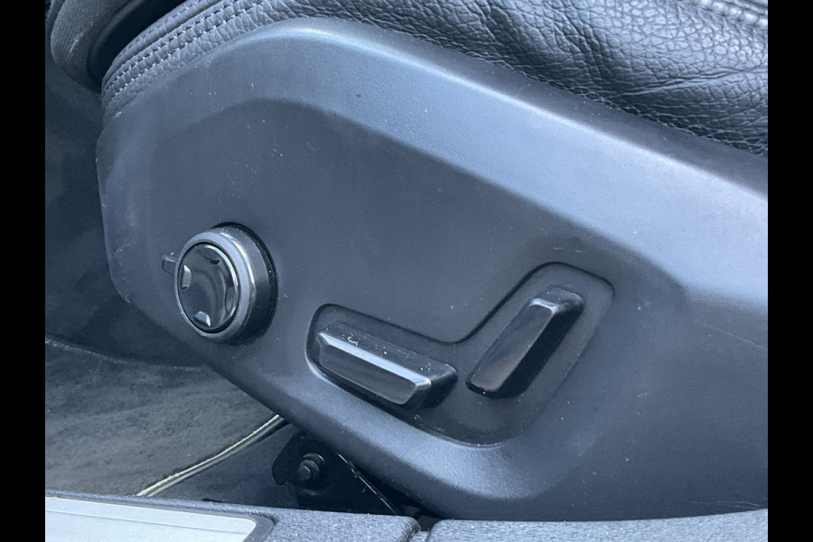 Volvo S60 2.0 T6 340pk AWD Twin Engine R-Design PHEV Pano.dak Leer Stoelverw. V+A Volvo S60 2.0 T6 340pk AWD Twin Engine R-Design PHEV Pano.dak Leer Stoelverw. V+A