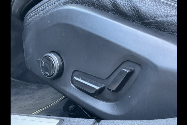 Volvo S60 2.0 T6 340pk AWD Twin Engine R-Design PHEV Pano.dak Leer Stoelverw. V+A Volvo S60 2.0 T6 340pk AWD Twin Engine R-Design PHEV Pano.dak Leer Stoelverw. V+A