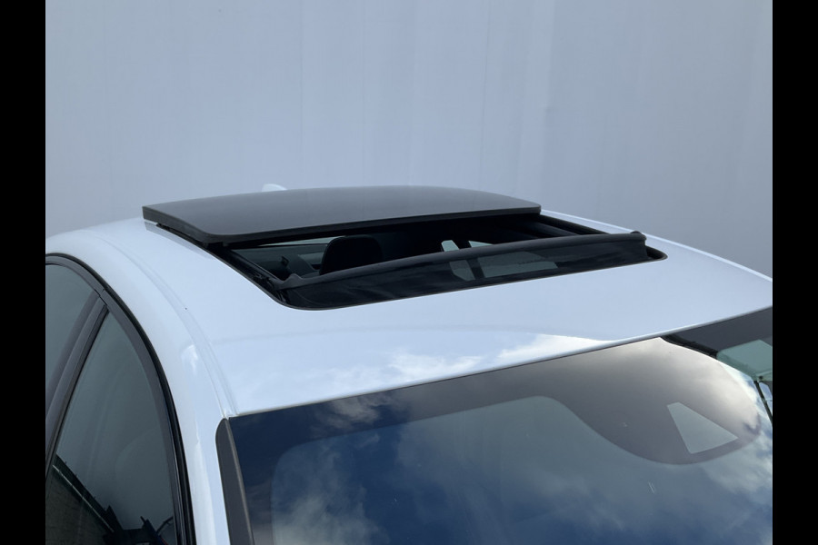 Volvo S60 2.0 T6 340pk AWD Twin Engine R-Design PHEV Pano.dak Leer Stoelverw. V+A Volvo S60 2.0 T6 340pk AWD Twin Engine R-Design PHEV Pano.dak Leer Stoelverw. V+A