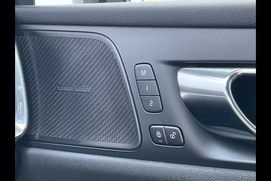 Volvo S60 2.0 T6 340pk AWD Twin Engine R-Design PHEV Pano.dak Leer Stoelverw. V+A Volvo S60 2.0 T6 340pk AWD Twin Engine R-Design PHEV Pano.dak Leer Stoelverw. V+A