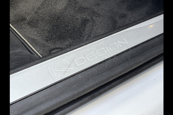 Volvo S60 2.0 T6 340pk AWD Twin Engine R-Design PHEV Pano.dak Leer Stoelverw. V+A Volvo S60 2.0 T6 340pk AWD Twin Engine R-Design PHEV Pano.dak Leer Stoelverw. V+A