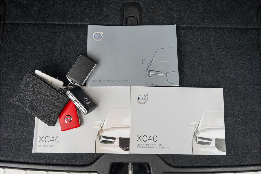 Volvo XC40 2.0 T5 AWD R-Design Pano Camera ACC 20"