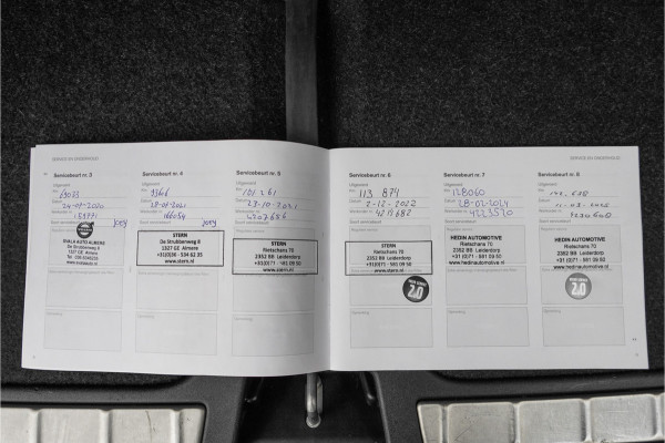 Volvo XC40 2.0 T5 AWD R-Design Pano Camera ACC 20"