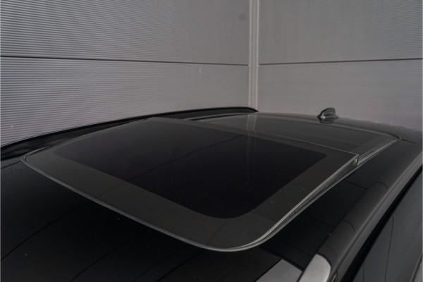 Volvo XC40 2.0 T5 AWD R-Design Pano Camera ACC 20"