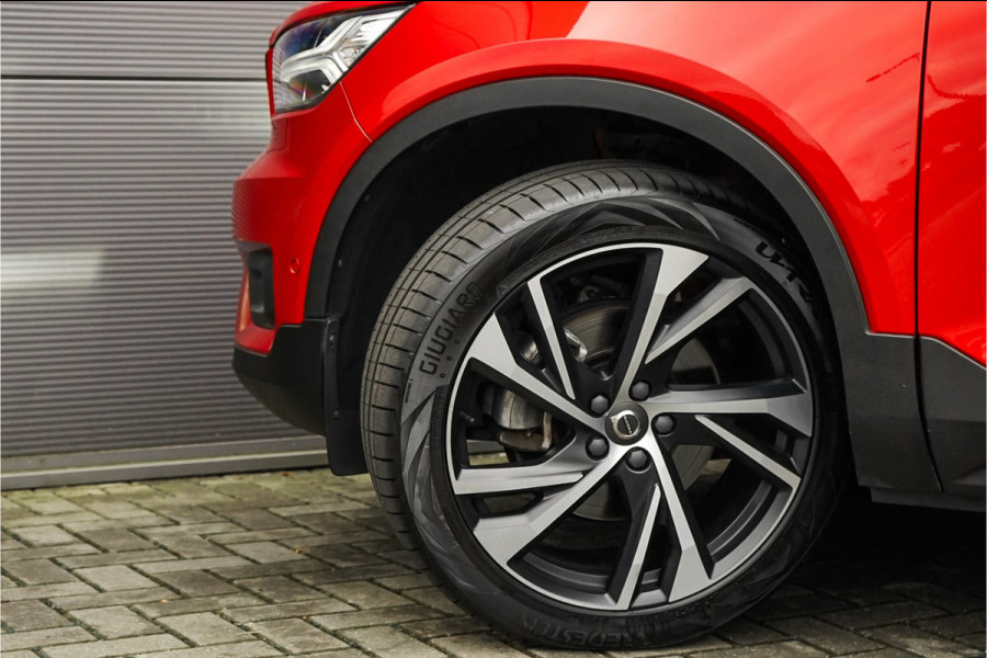 Volvo XC40 2.0 T5 AWD R-Design Pano Camera ACC 20"
