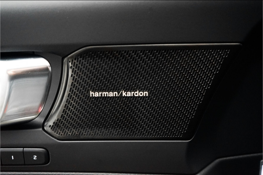 Volvo XC40 2.0 T5 AWD R-Design Pano Camera ACC 20"