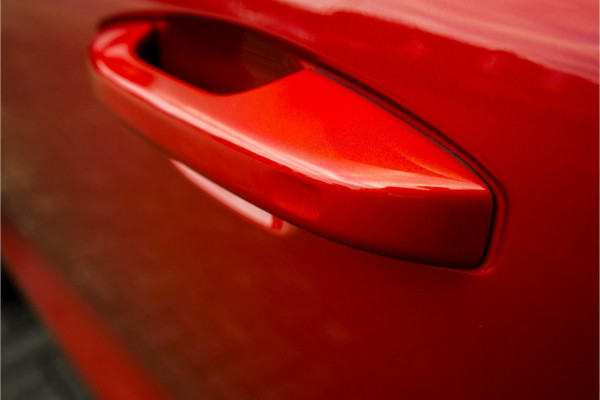 Volvo XC40 2.0 T5 AWD R-Design Pano Camera ACC 20"