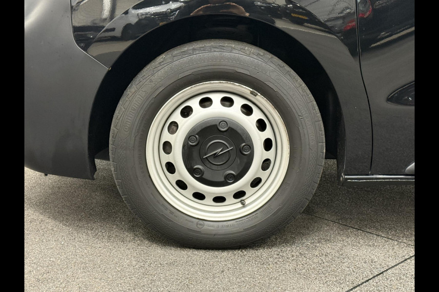 Opel Vivaro 2.0 CDTI L3H1 Edition Dubbele Cabine Airco Bluetooth Navi Trekhaak