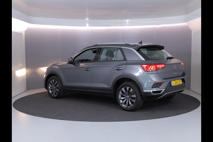 Volkswagen T-Roc 1.0 TSI Style 110 pk | Navigatie | Parkeersensoren | Autom. airco | Adaptieve cruise control | Apple Carplay/Android Auto | Volkswagen T-Roc 1.0 TSI Style 110 pk | Navigatie | Parkeersensoren | Autom. airco | Adaptieve cruise control | Apple Carplay/Android Auto |