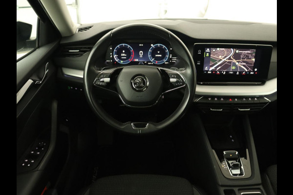 Škoda Octavia 1.0 TSI Business Edition | Trekhaak | Stoelverwarming | Carplay | Parkeerhulp | Navigatie | Digital Cockpit | Climate control | 17'' lichtmetalen velgen | Cruise control