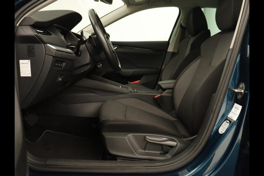 Škoda Octavia 1.0 TSI Business Edition | Trekhaak | Stoelverwarming | Carplay | Parkeerhulp | Navigatie | Digital Cockpit | Climate control | 17'' lichtmetalen velgen | Cruise control