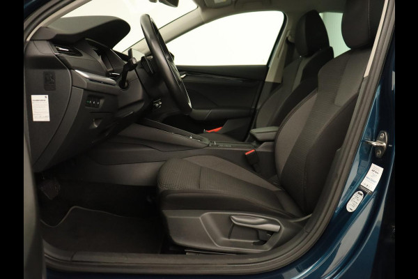 Škoda Octavia 1.0 TSI Business Edition | Trekhaak | Stoelverwarming | Carplay | Parkeerhulp | Navigatie | Digital Cockpit | Climate control | 17'' lichtmetalen velgen | Cruise control