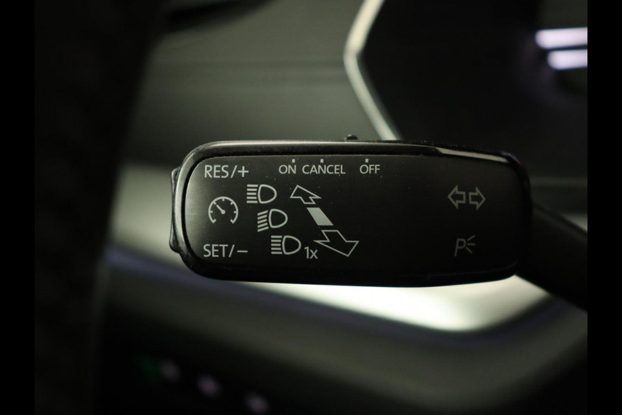 Škoda Octavia 1.0 TSI Business Edition | Trekhaak | Stoelverwarming | Carplay | Parkeerhulp | Navigatie | Digital Cockpit | Climate control | 17'' lichtmetalen velgen | Cruise control