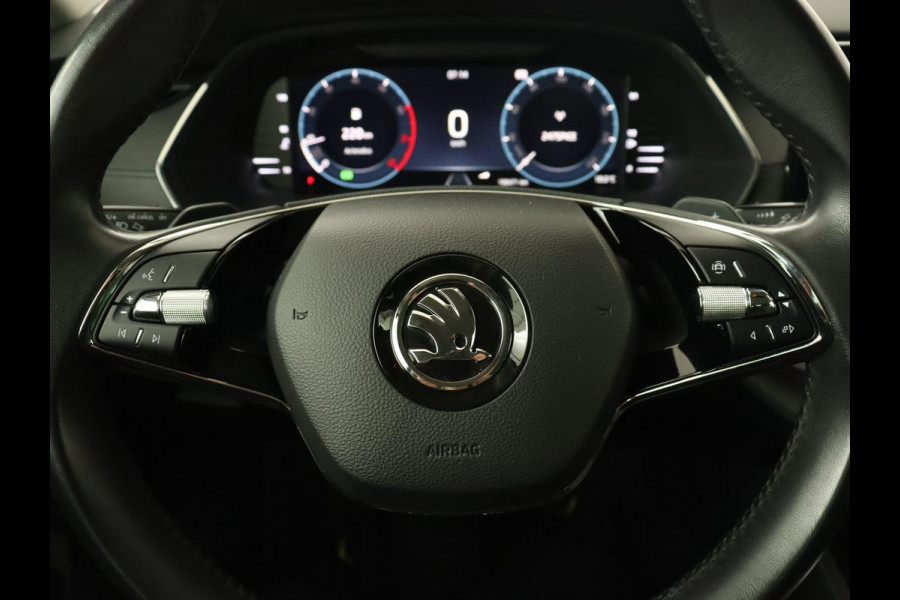 Škoda Octavia 1.0 TSI Business Edition | Trekhaak | Stoelverwarming | Carplay | Parkeerhulp | Navigatie | Digital Cockpit | Climate control | 17'' lichtmetalen velgen | Cruise control