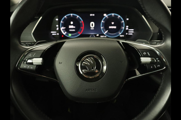 Škoda Octavia 1.0 TSI Business Edition | Trekhaak | Stoelverwarming | Carplay | Parkeerhulp | Navigatie | Digital Cockpit | Climate control | 17'' lichtmetalen velgen | Cruise control