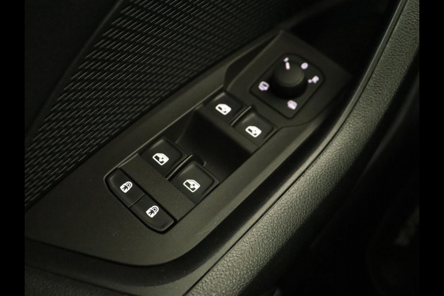 Škoda Octavia 1.0 TSI Business Edition | Trekhaak | Stoelverwarming | Carplay | Parkeerhulp | Navigatie | Digital Cockpit | Climate control | 17'' lichtmetalen velgen | Cruise control