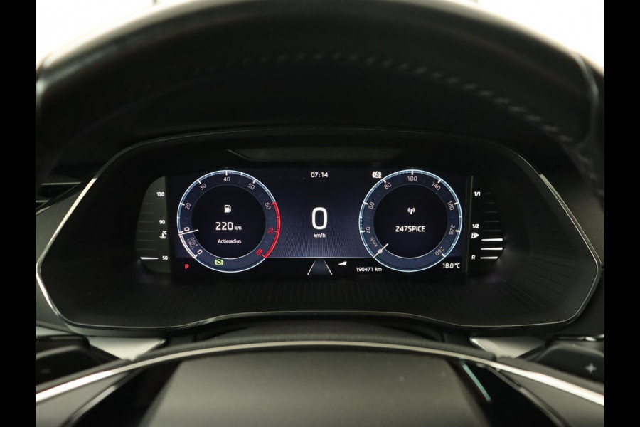 Škoda Octavia 1.0 TSI Business Edition | Trekhaak | Stoelverwarming | Carplay | Parkeerhulp | Navigatie | Digital Cockpit | Climate control | 17'' lichtmetalen velgen | Cruise control