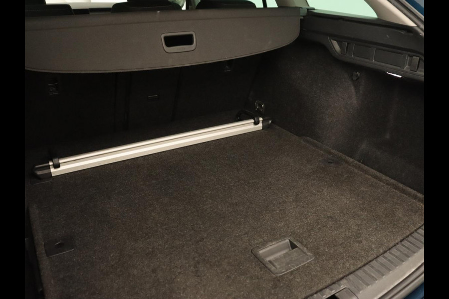 Škoda Octavia 1.0 TSI Business Edition | Trekhaak | Stoelverwarming | Carplay | Parkeerhulp | Navigatie | Digital Cockpit | Climate control | 17'' lichtmetalen velgen | Cruise control