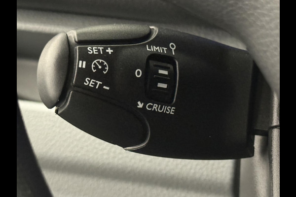 Opel Vivaro 2.0 CDTI L3H1 Edition Dubbele Cabine Airco Bluetooth Navi Trekhaak