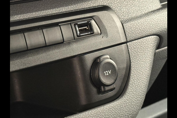 Opel Vivaro 2.0 CDTI L3H1 Edition Dubbele Cabine Airco Bluetooth Navi Trekhaak