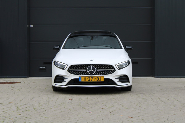 Mercedes-Benz A-Klasse 180 Business Solution AMG | NAP | PANO/SCHUIFDAK | AMG-LINE | ALARM KLASSE 3 | CAMERA |