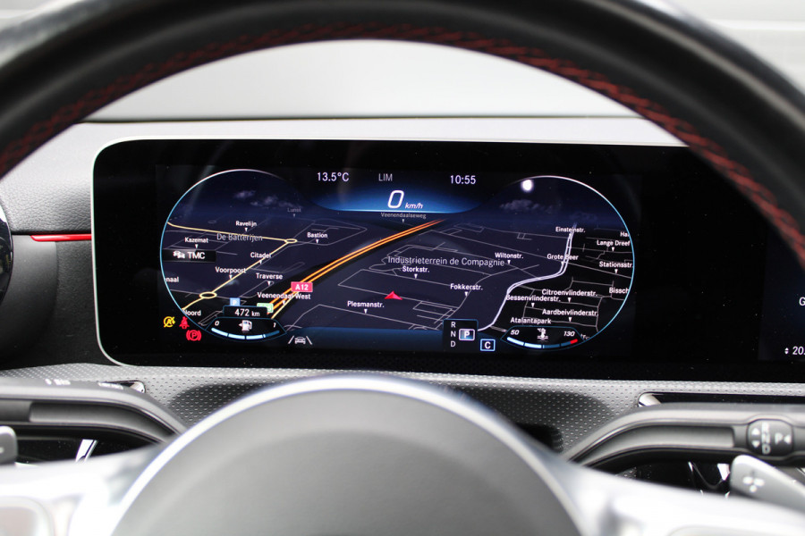 Mercedes-Benz A-Klasse 180 Business Solution AMG | NAP | PANO/SCHUIFDAK | AMG-LINE | ALARM KLASSE 3 | CAMERA |